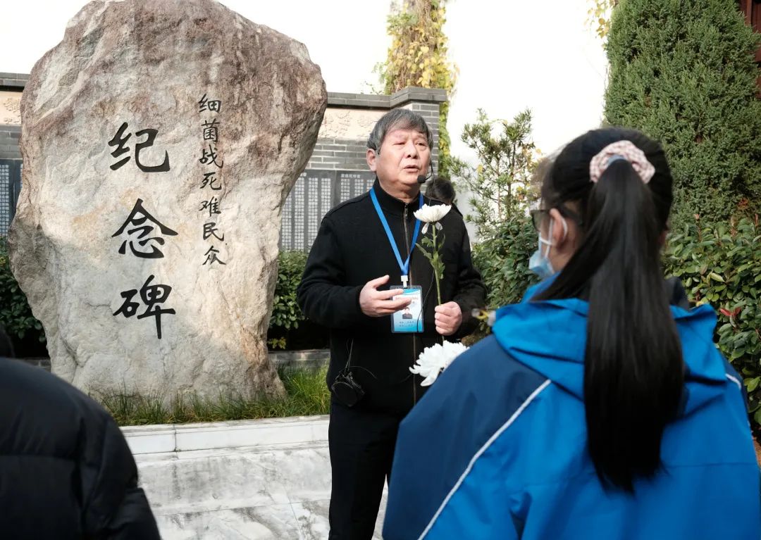 1670982860757112.jpg 02.jpg